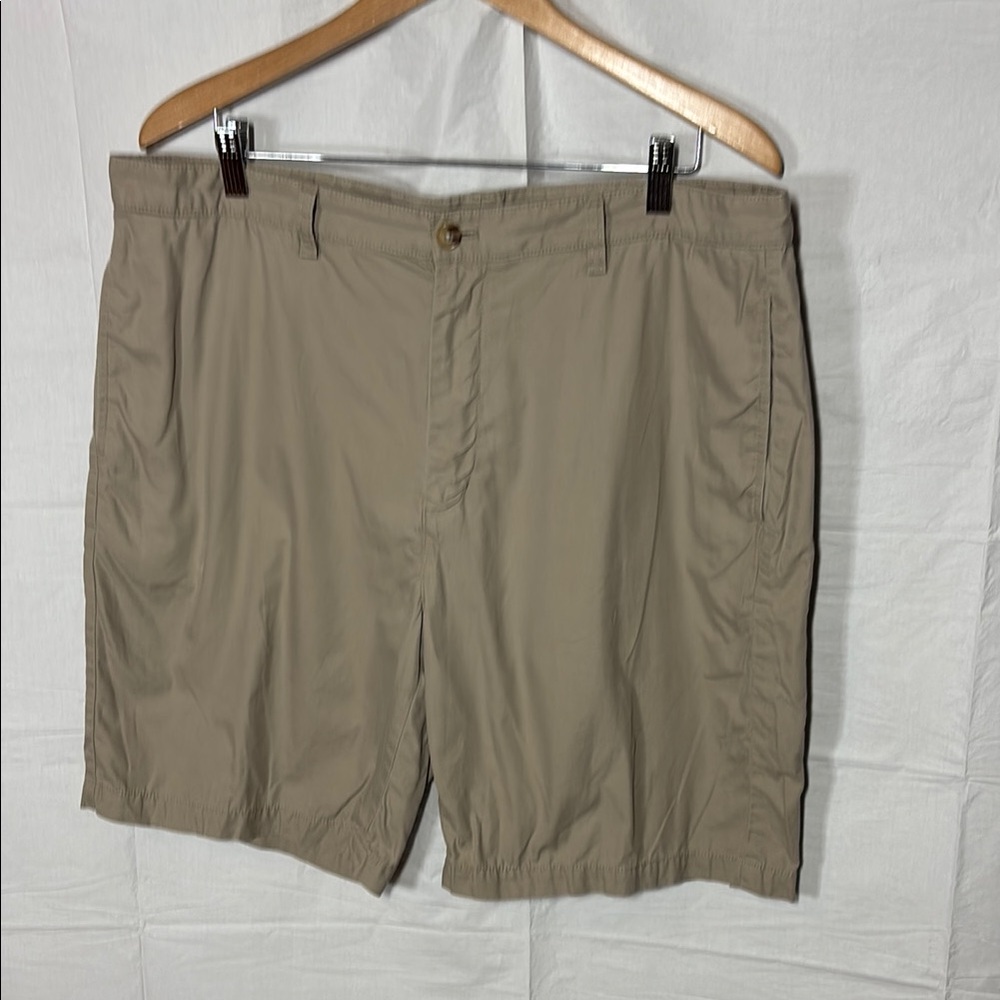 Vineyard Vines Tan Flat Front Shorts Classic Style